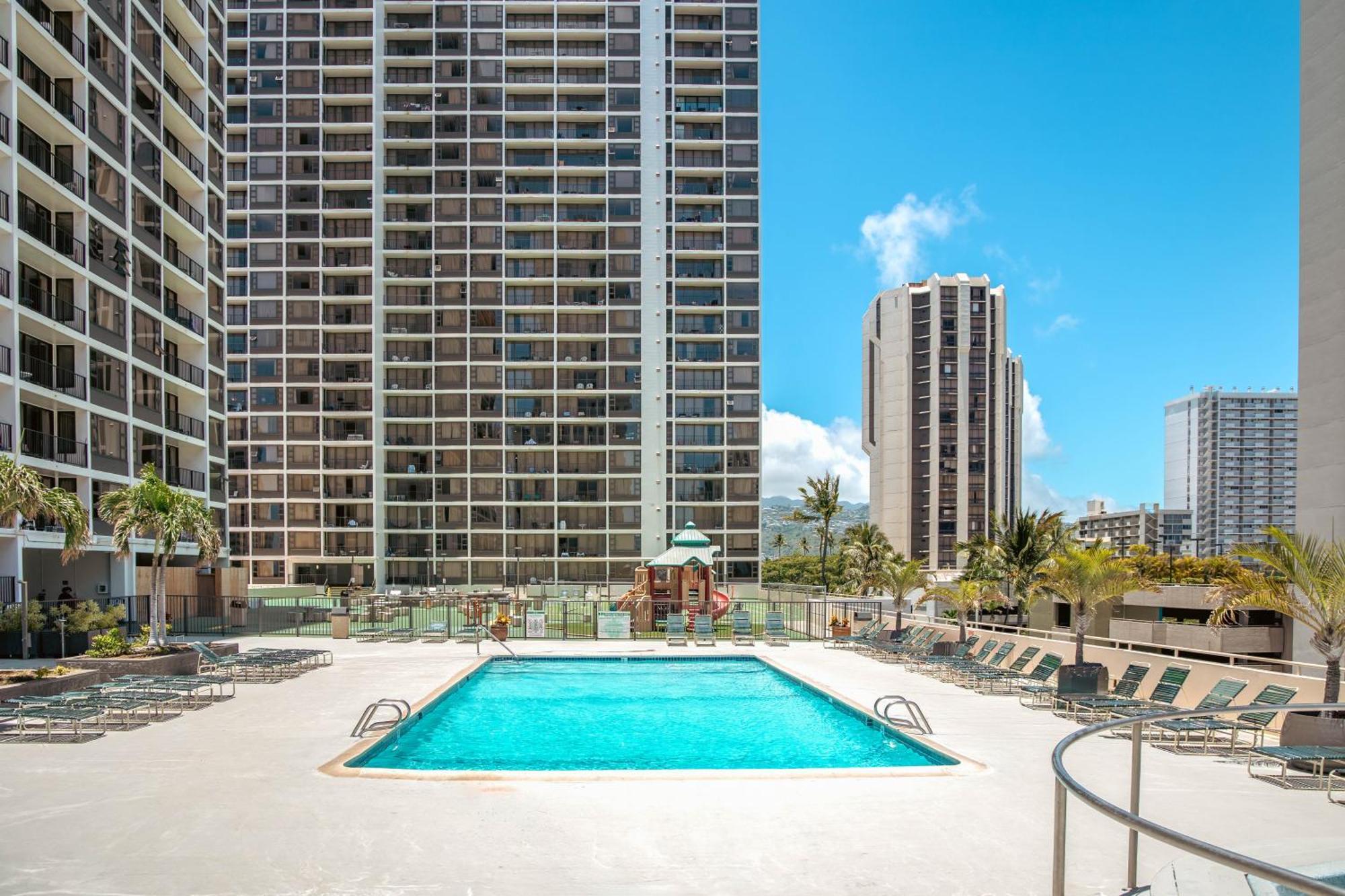 Aloha Vibes With Ocean Views, Near Beach & Parking! Гонолулу Экстерьер фото