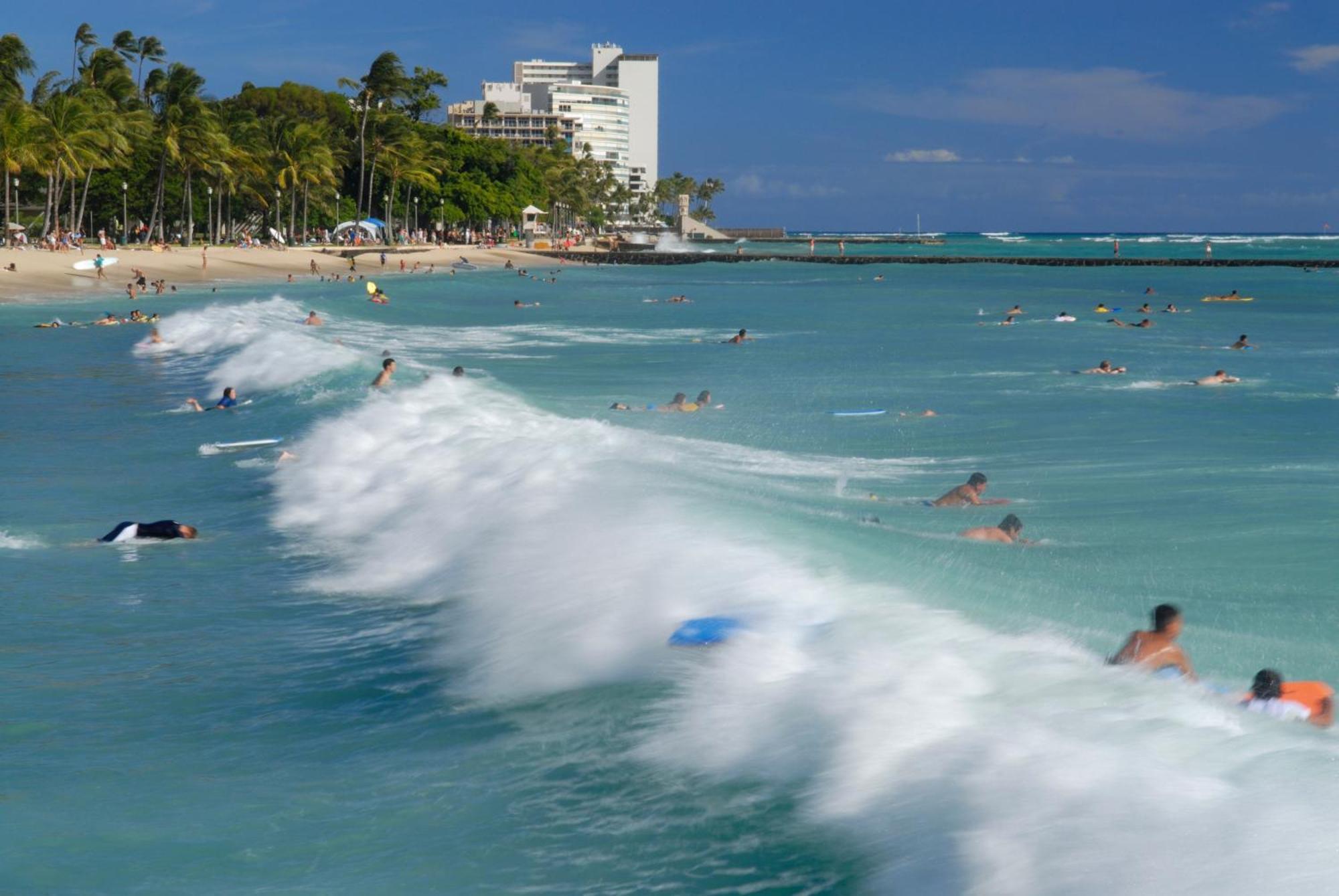 Aloha Vibes With Ocean Views, Near Beach & Parking! Гонолулу Экстерьер фото