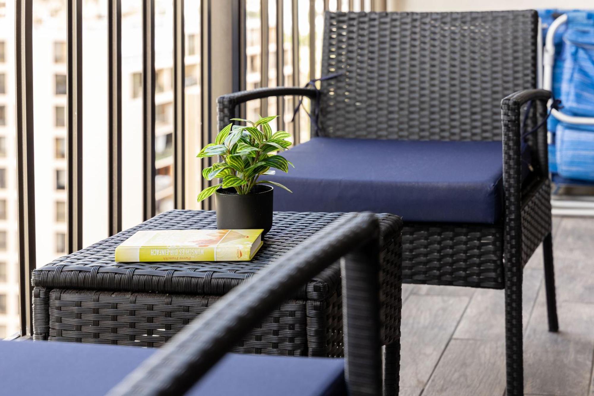 Aloha Vibes With Ocean Views, Near Beach & Parking! Гонолулу Экстерьер фото